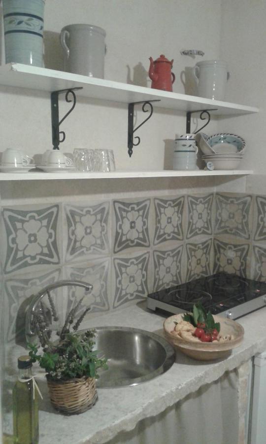 אוסטוני Holiday Home Trullo Antico מראה חיצוני תמונה