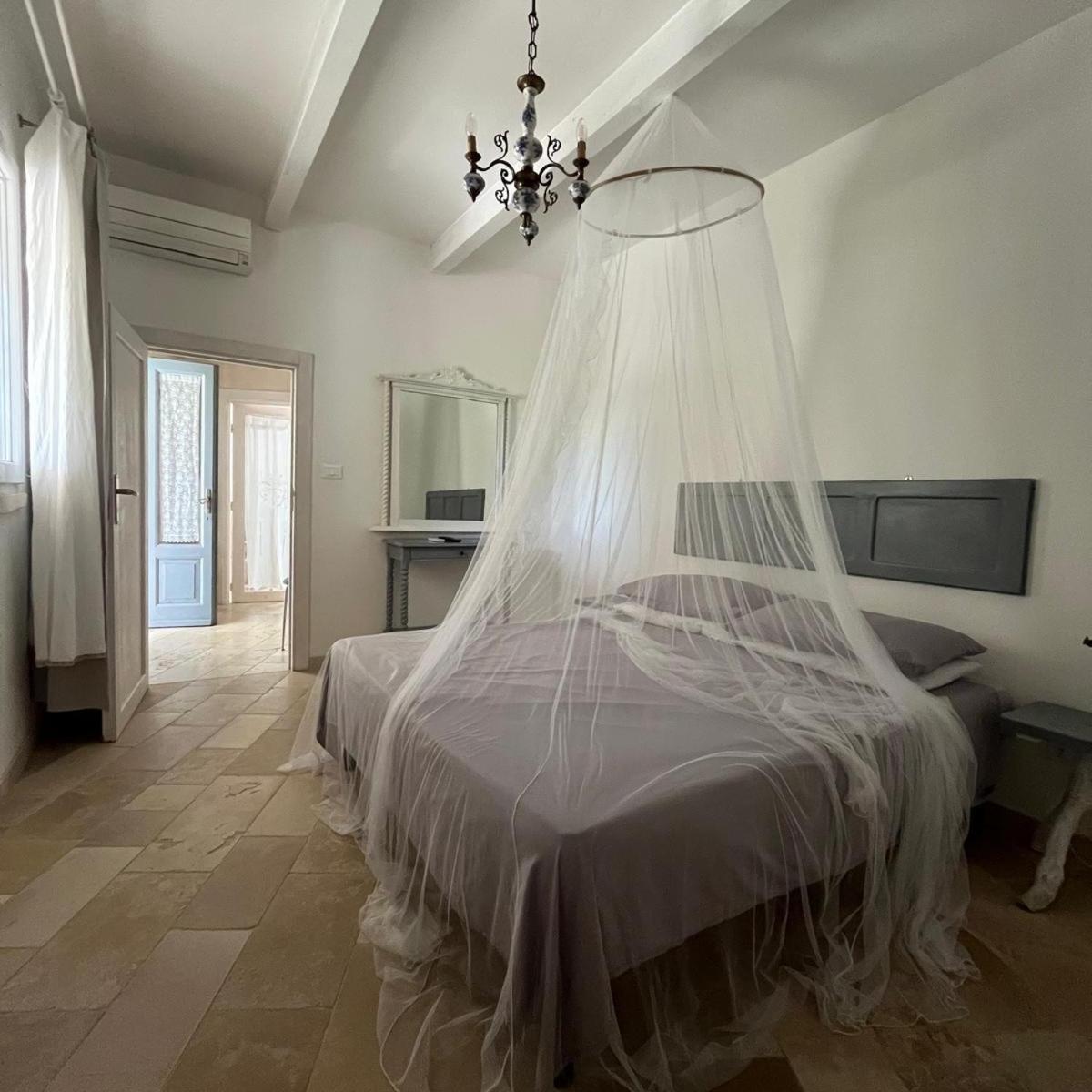 אוסטוני Holiday Home Trullo Antico מראה חיצוני תמונה