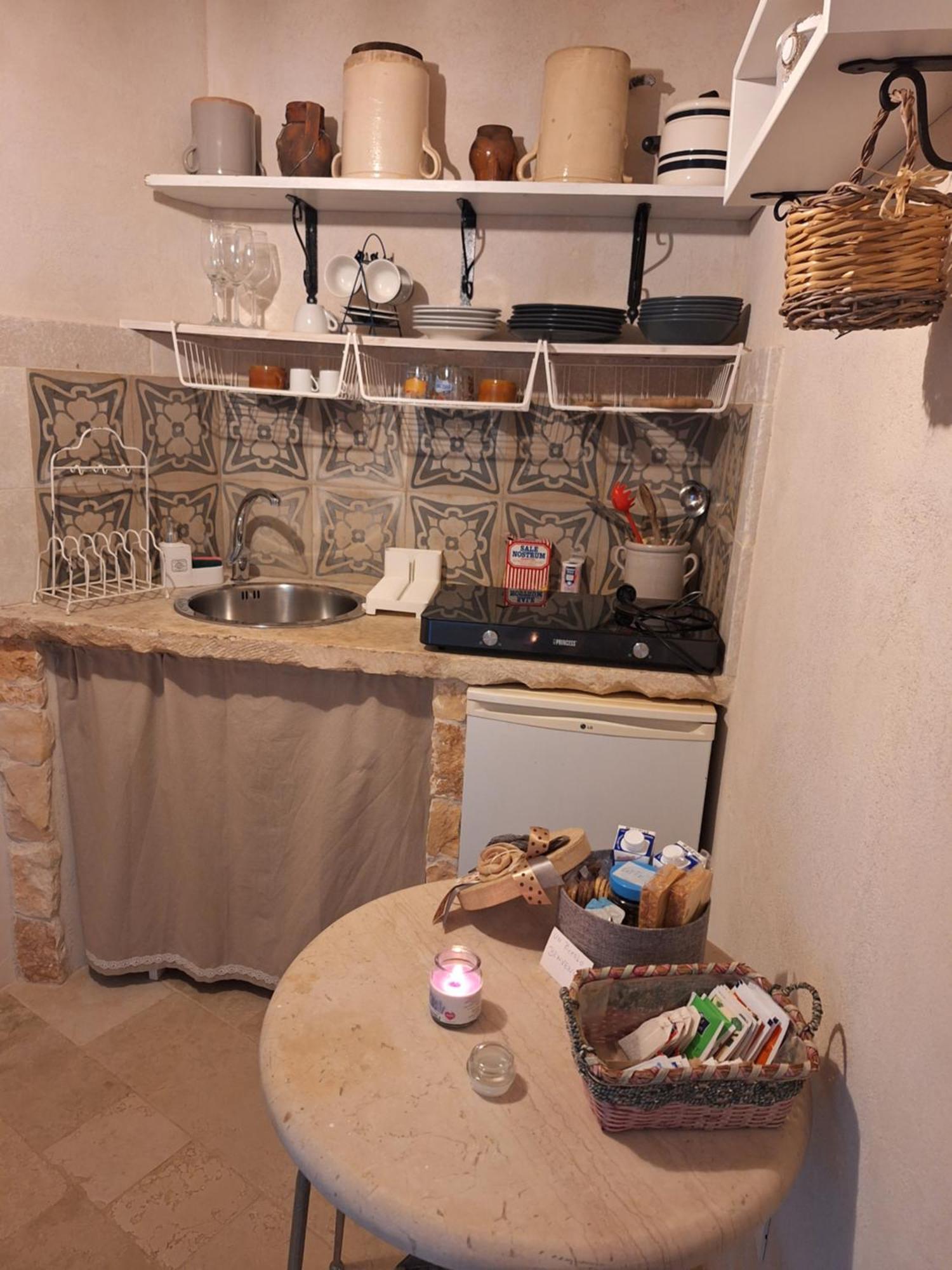 אוסטוני Holiday Home Trullo Antico מראה חיצוני תמונה